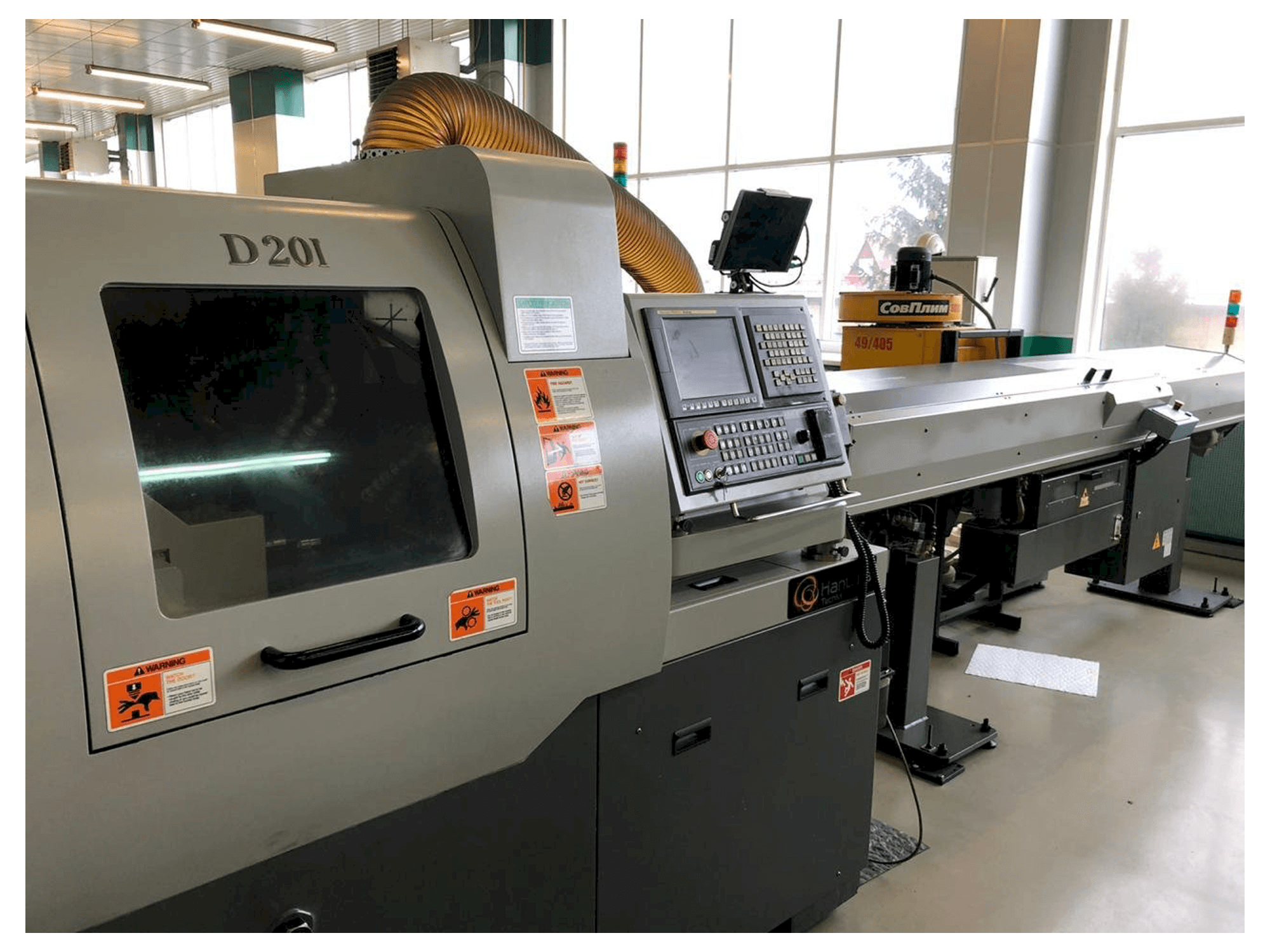 A Hanwha XD20M gép elölnézete