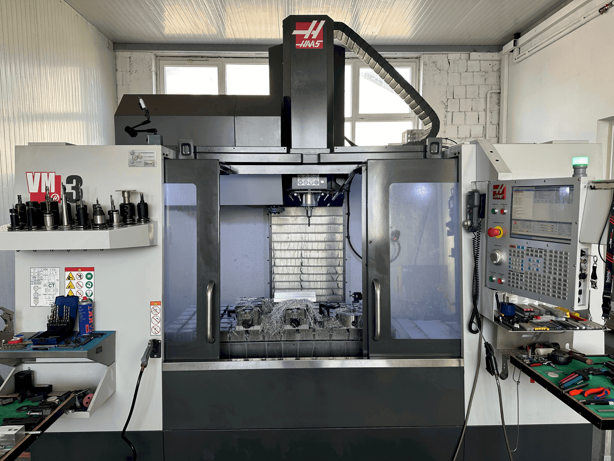 A HAAS VM-3 gép elölnézete
