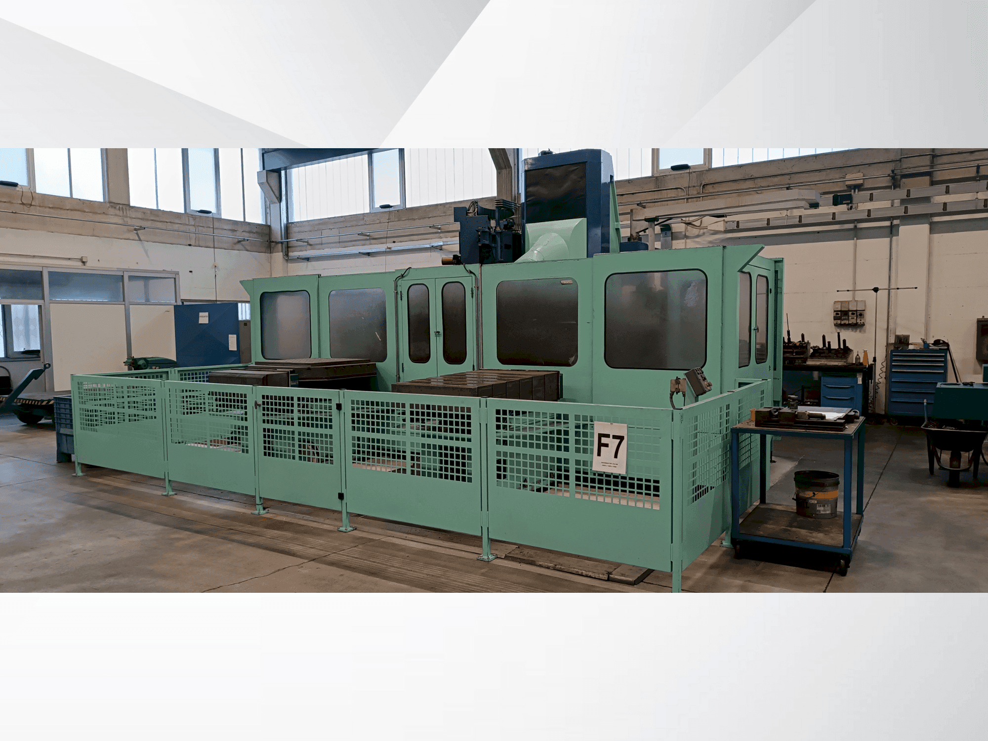 A SACHMAN TRT314 H gép elölnézete