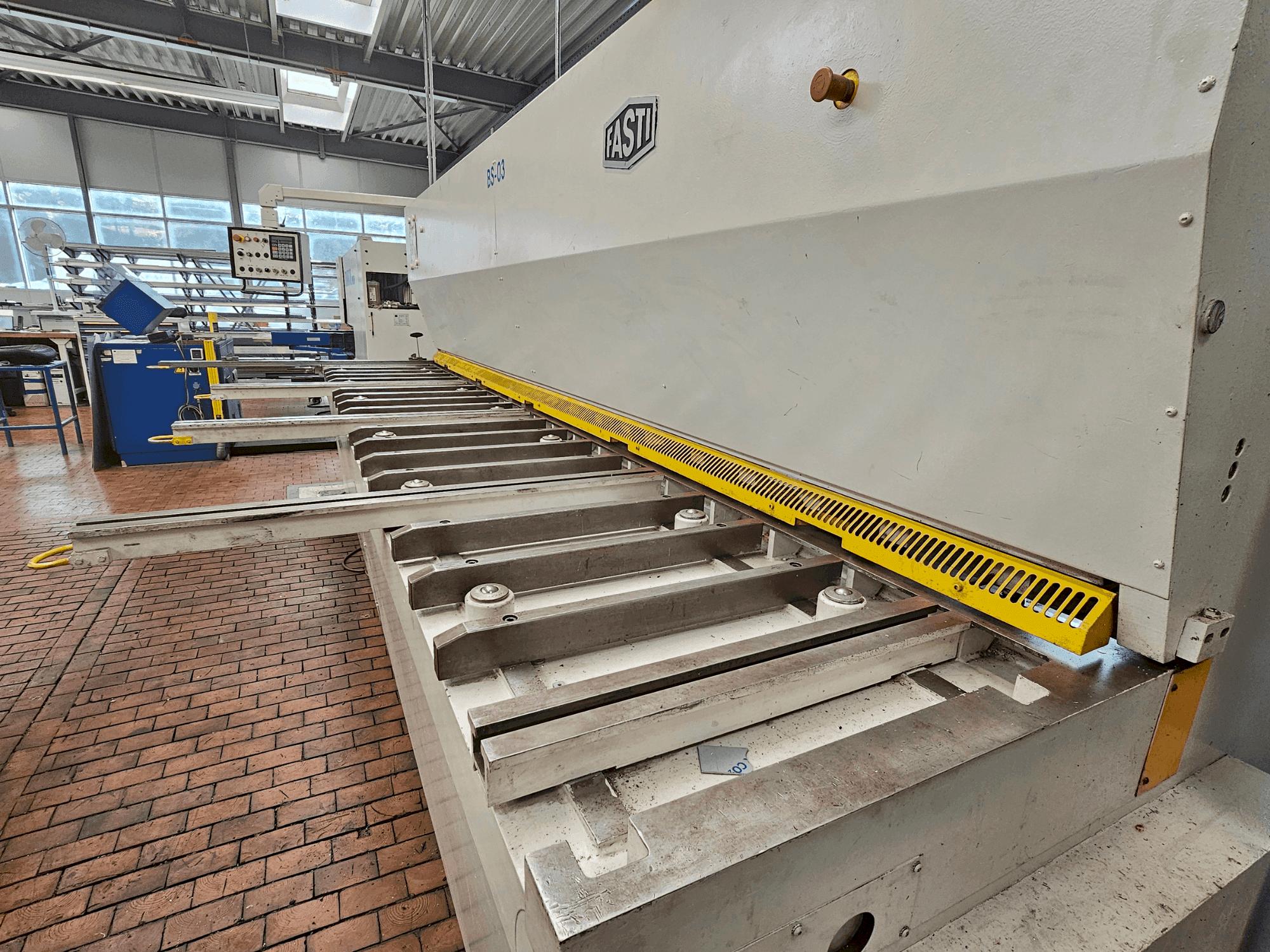 A SCHRODER-FASTI FASTI 509-40-6 gép elölnézete