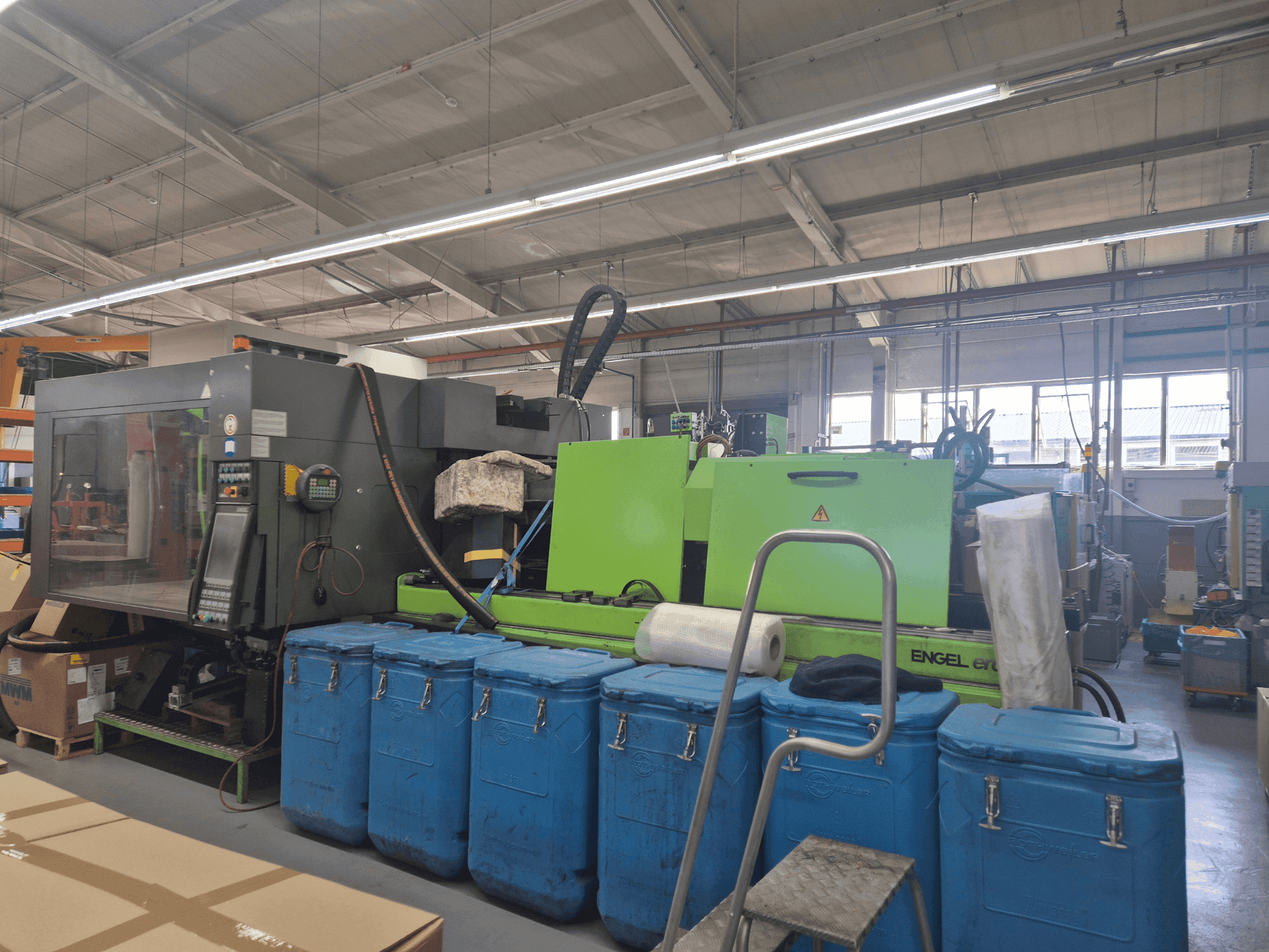 A Engel Victory 2050H500V/300 Combi gép elölnézete