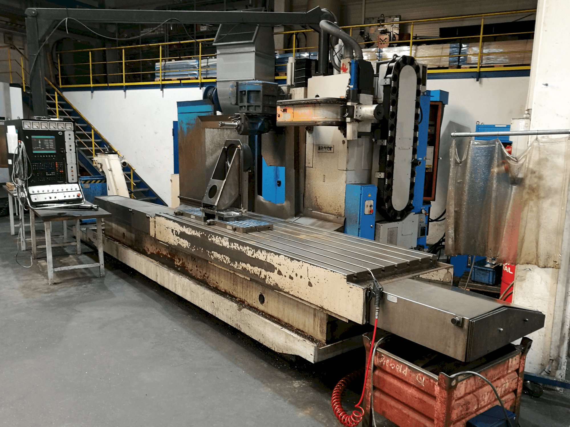 A Zayer LFU 3000 gép jobb nézete