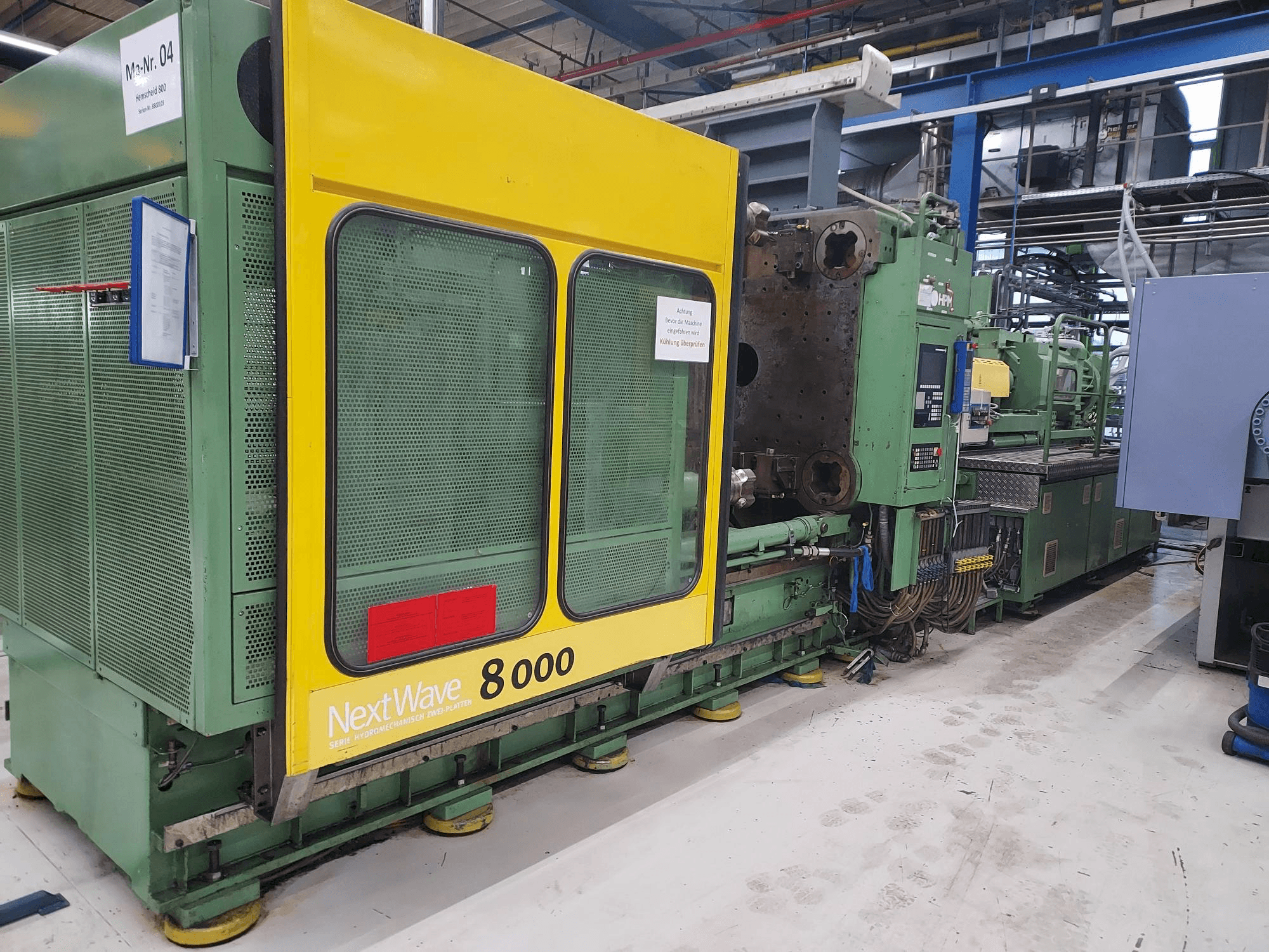 A Hemscheidt 800 gép oldalnézete