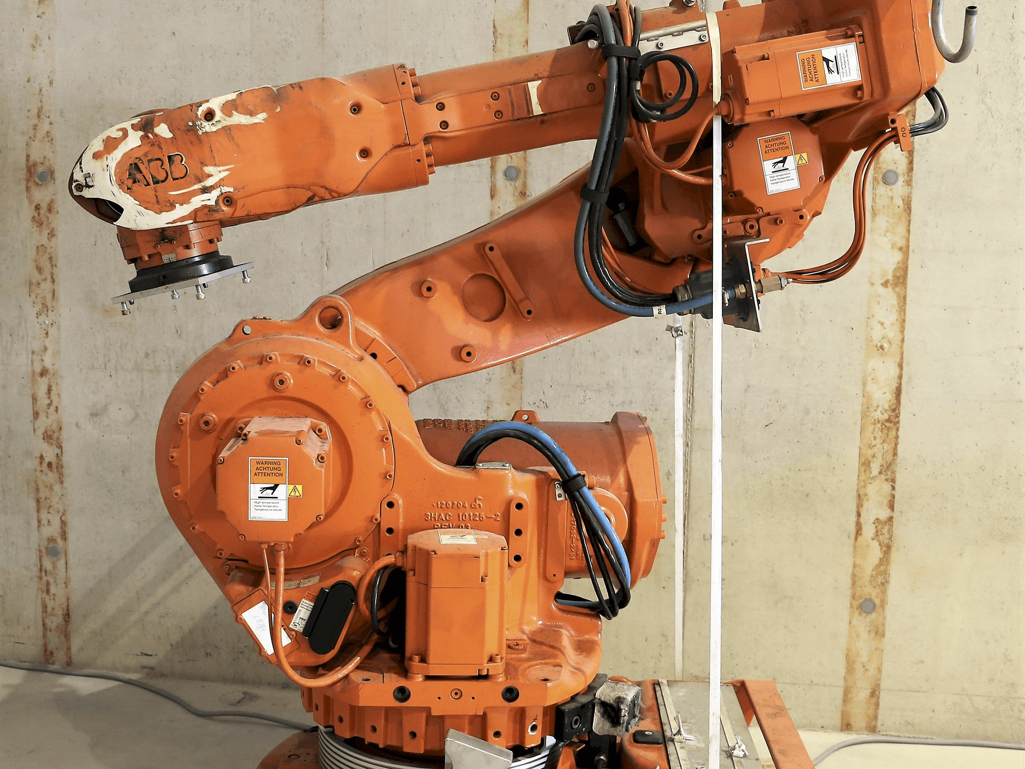 A ABB 6600 gép elölnézete