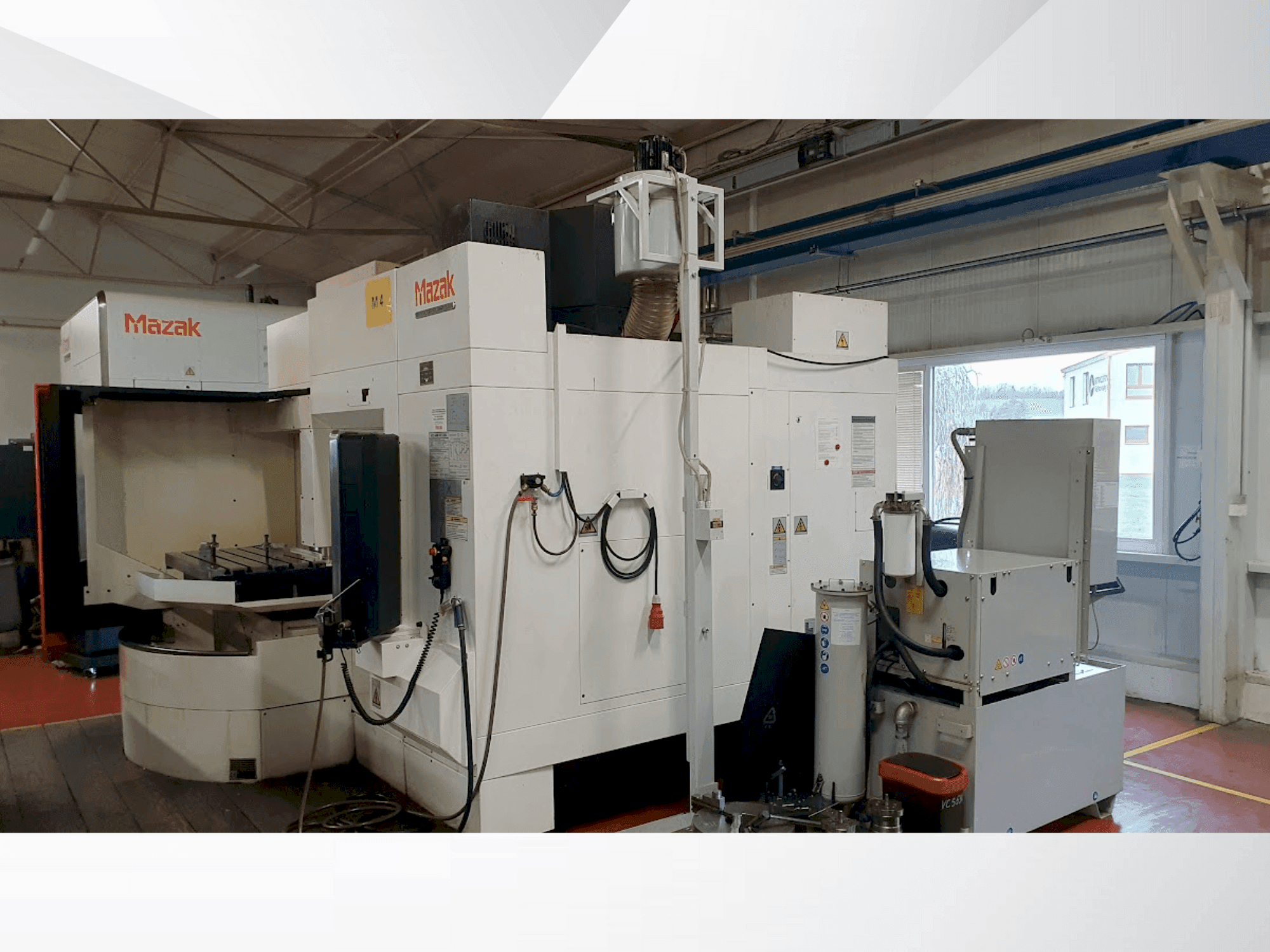 A Mazak VCS 530C-2PC gép elölnézete