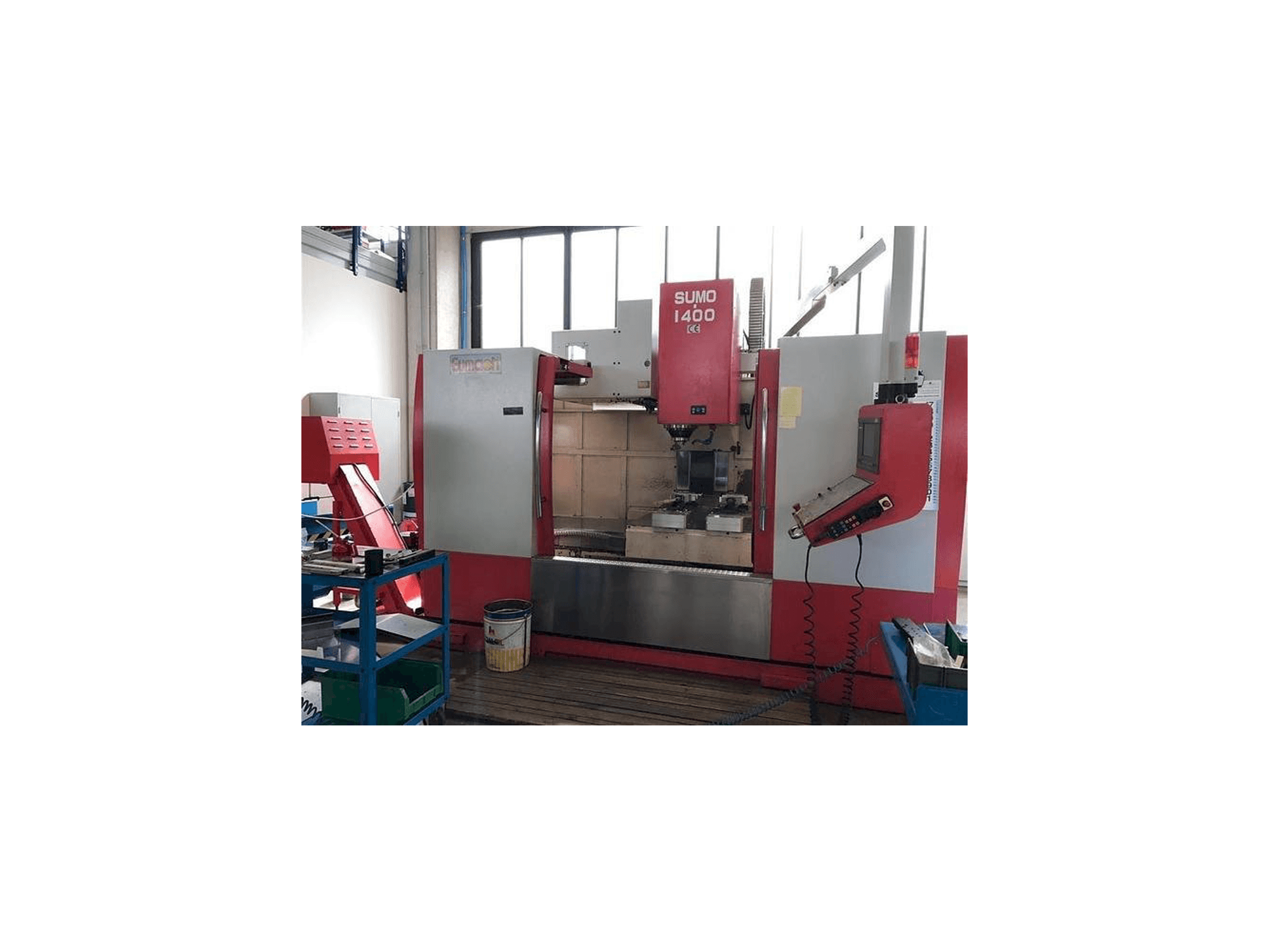 A Eumach SUMO 1400 gép elölnézete