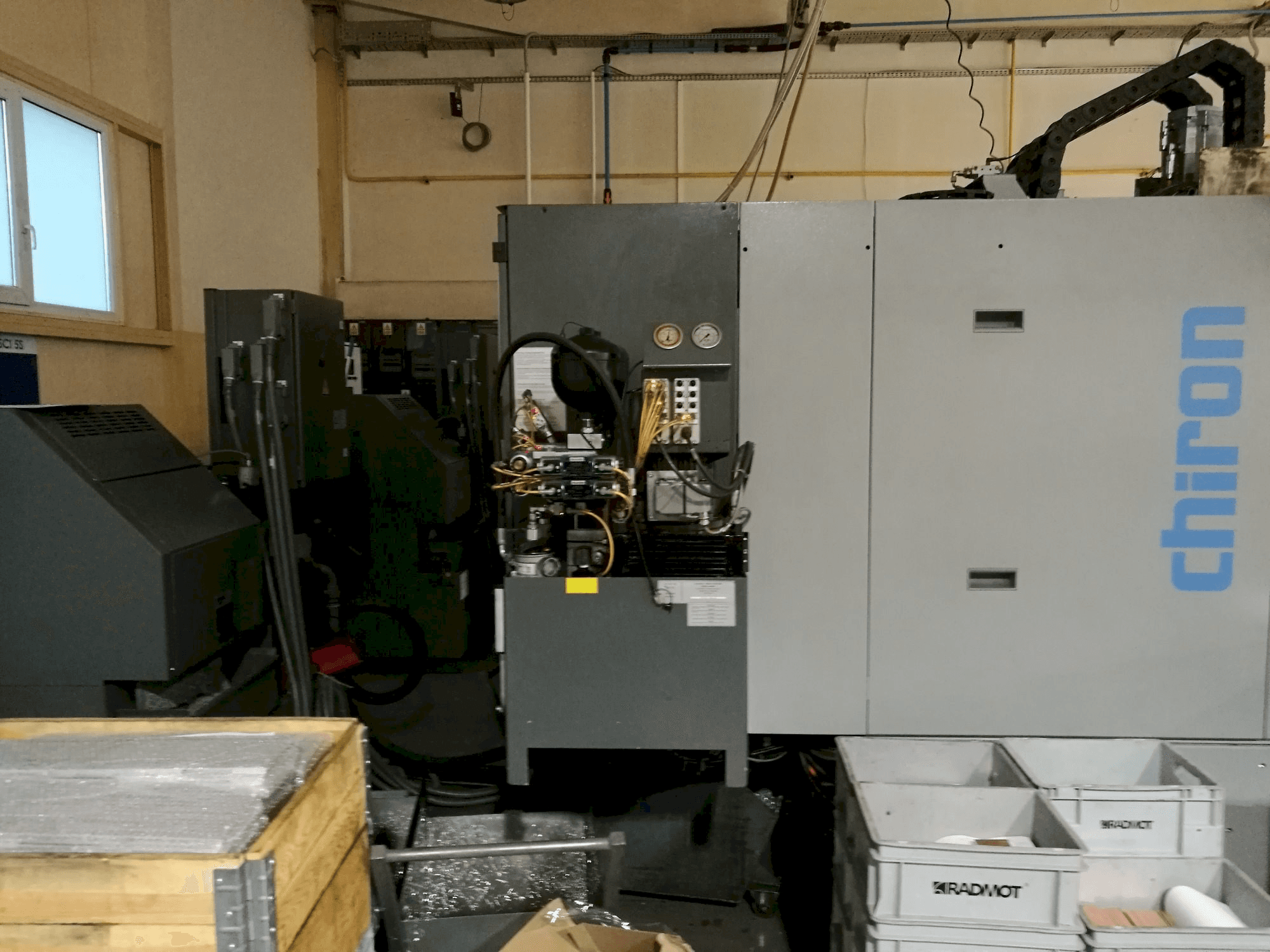 A CHIRON FZ 12 KS gép elölnézete