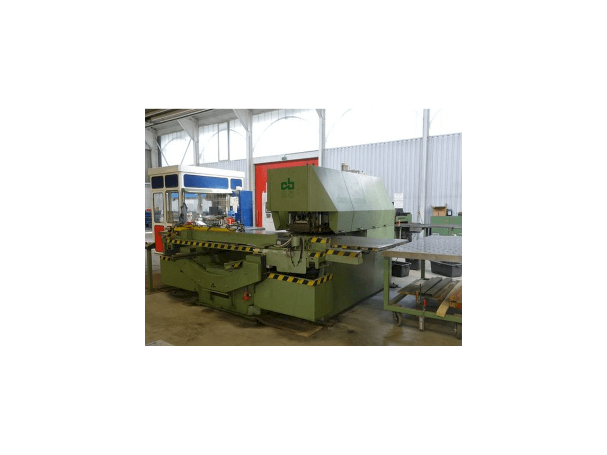 A Behrens CB 25/1250 gép elölnézete