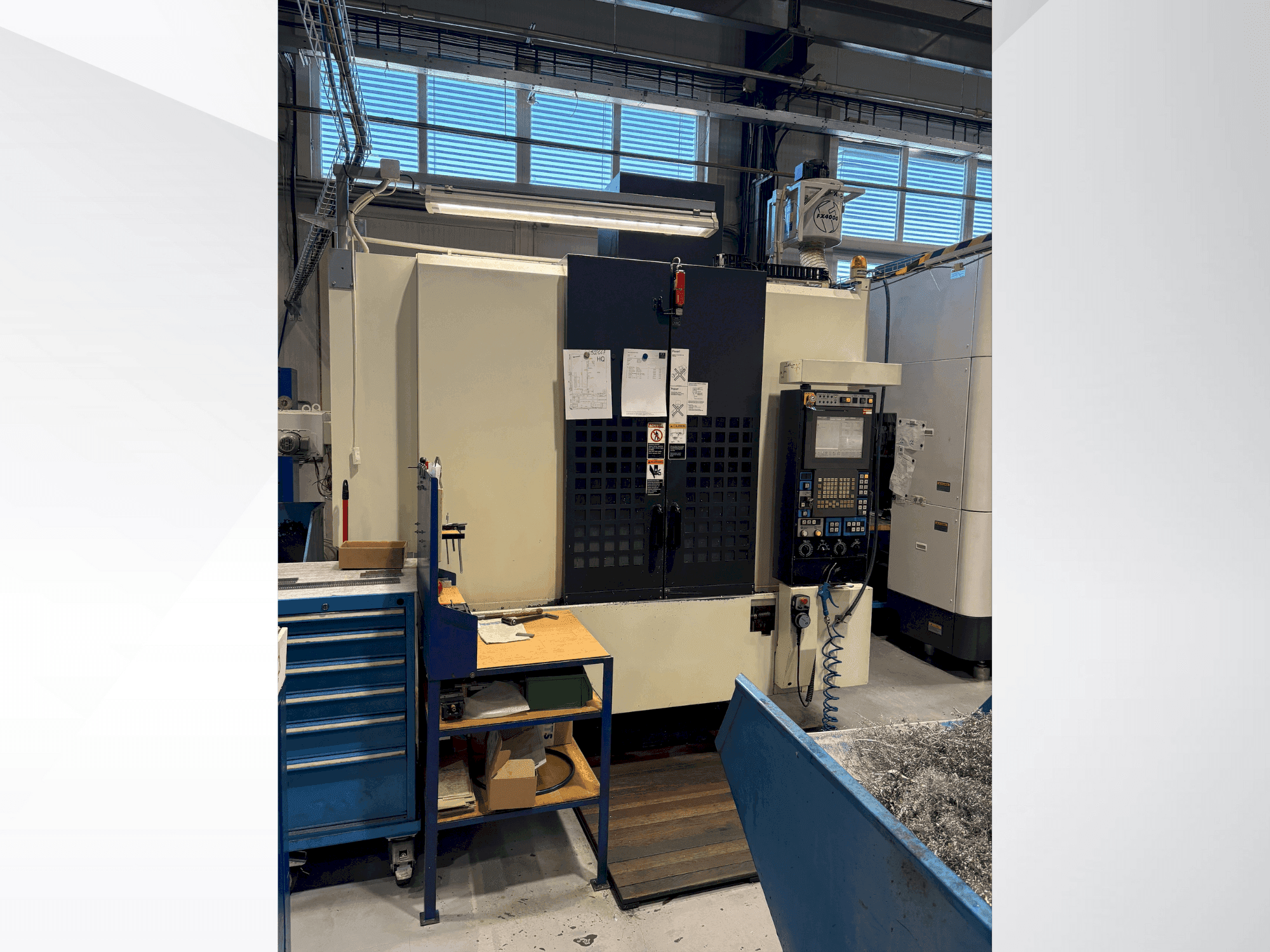 A Makino S56 gép elölnézete