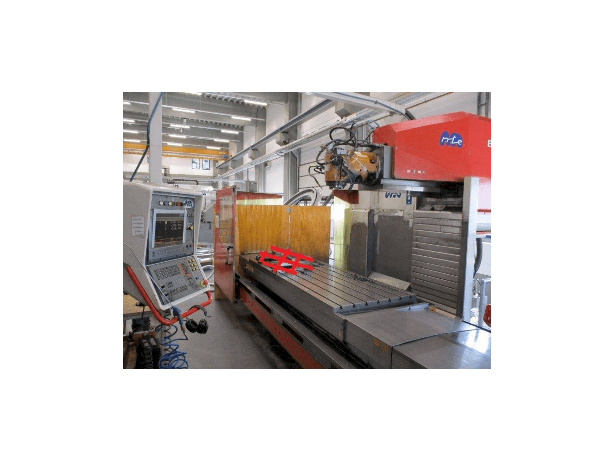 A MTE BF-2700 gép elölnézete