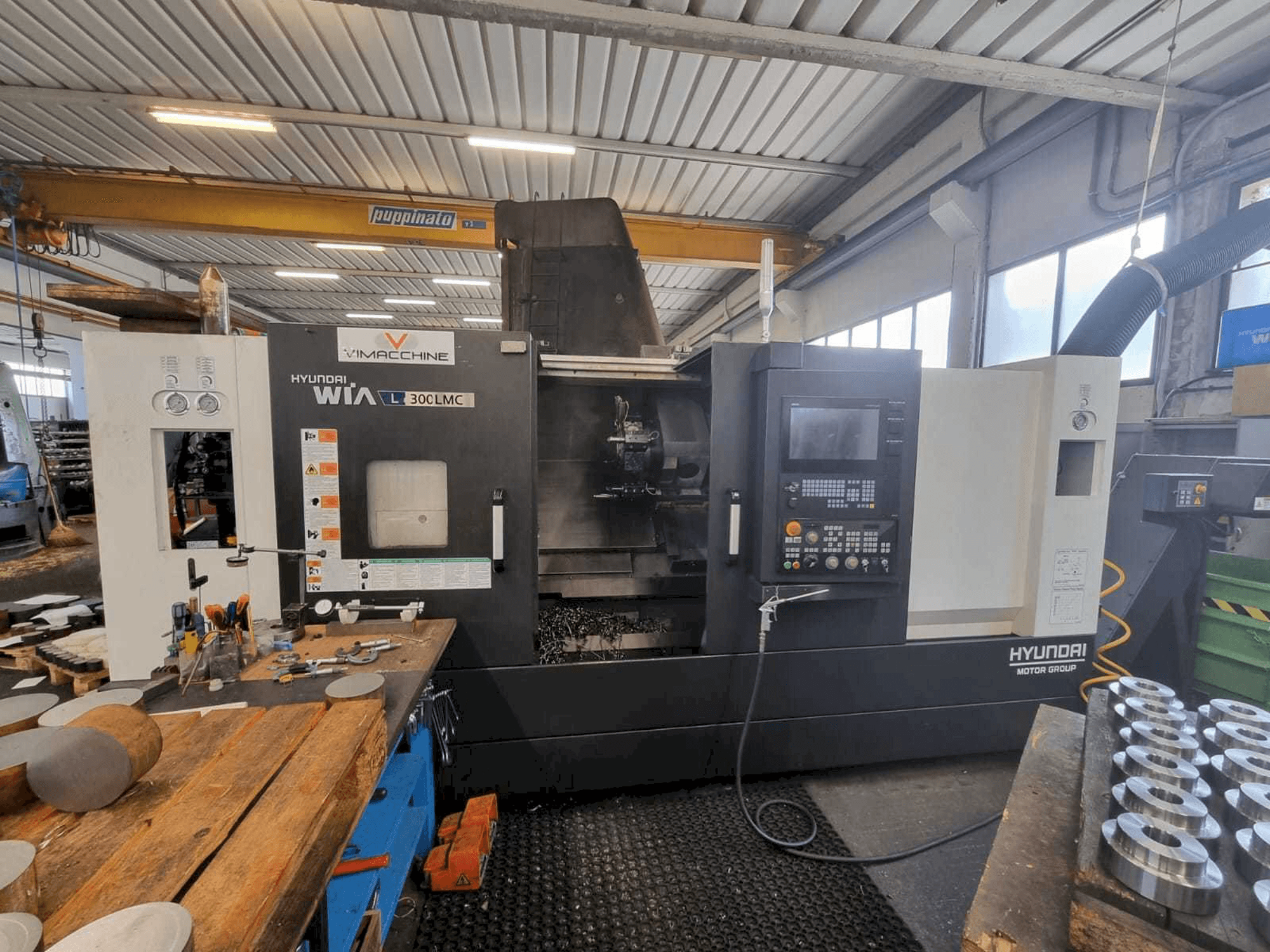 A Hyundai Wia L300 LMC gép elölnézete