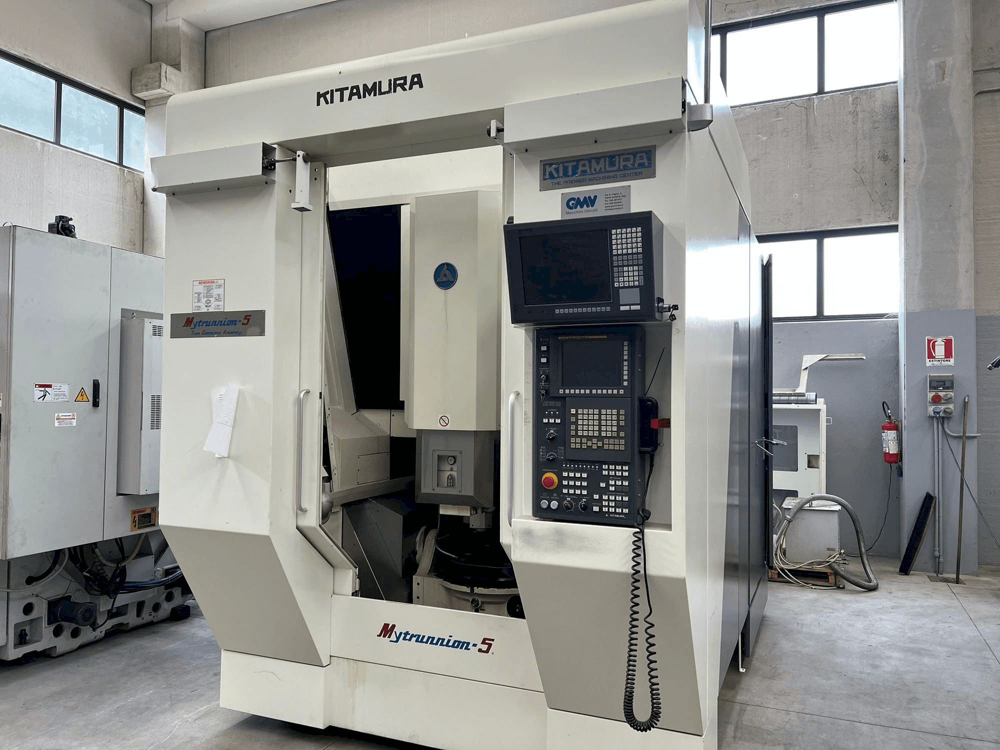 A Kitamura Mytrunnion 5 gép elölnézete