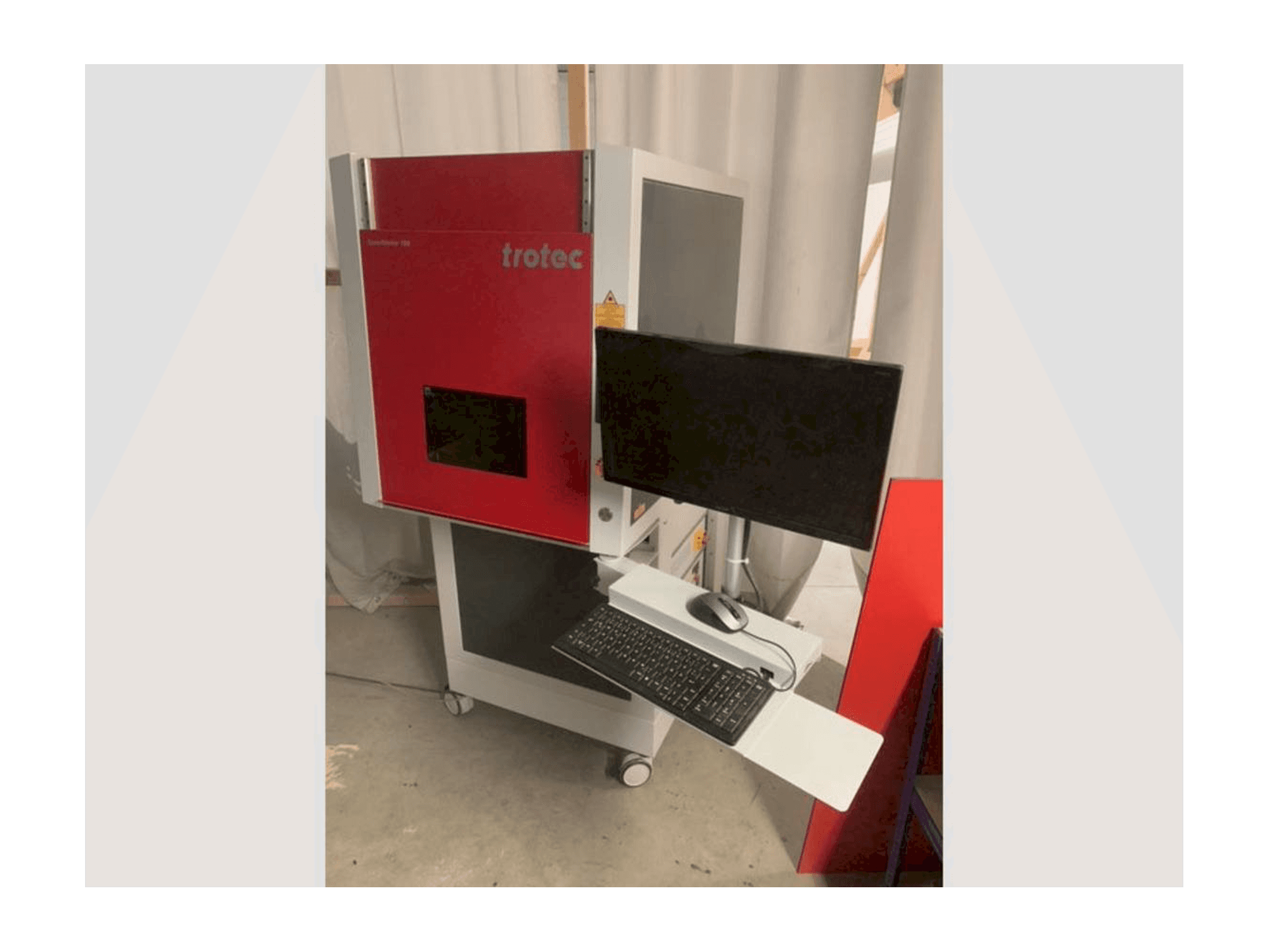 A Trotec Speedmarker 700 SM700HT gép elölnézete