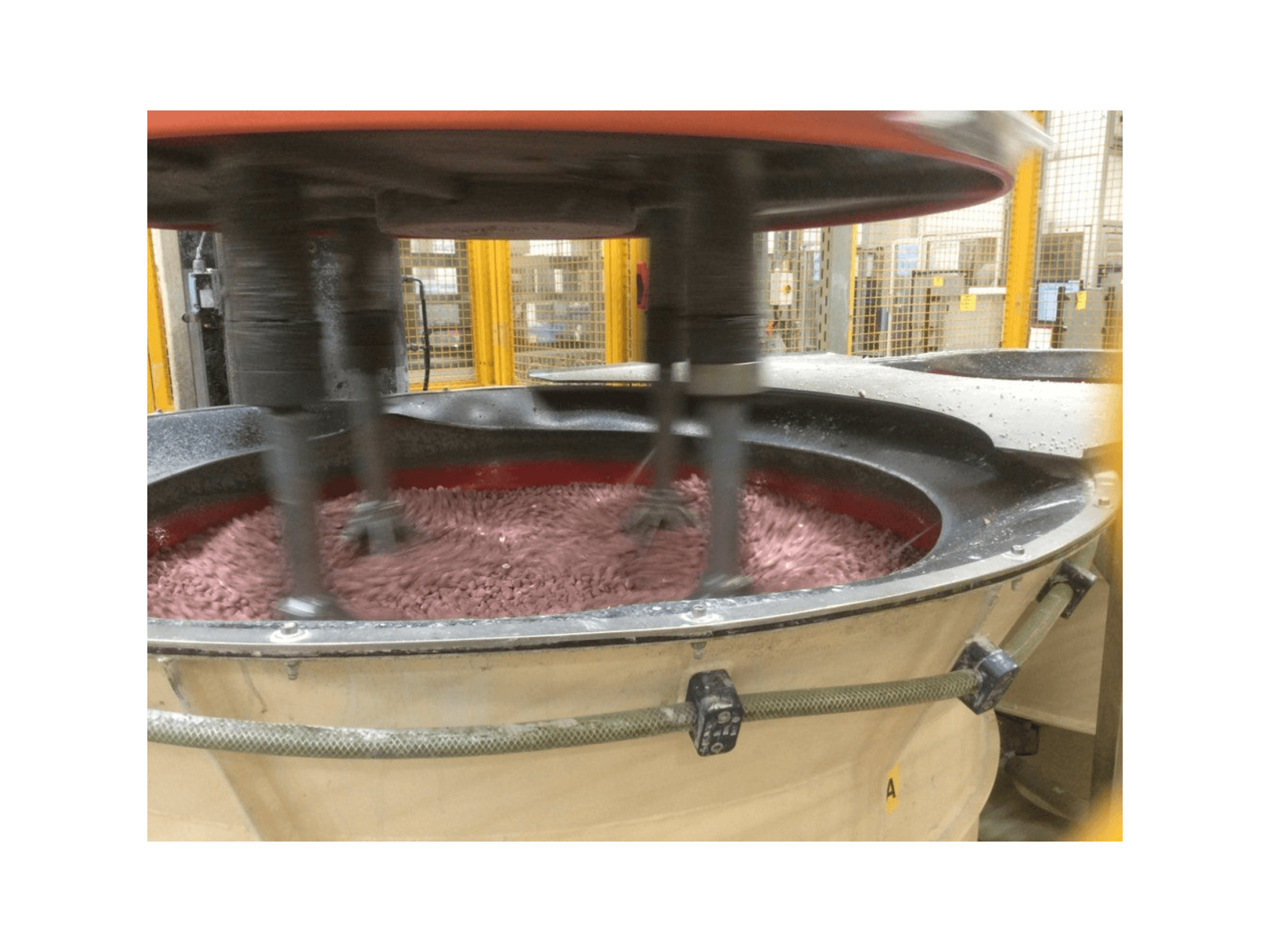 A Rosler R4/1300.2 SF gép elölnézete