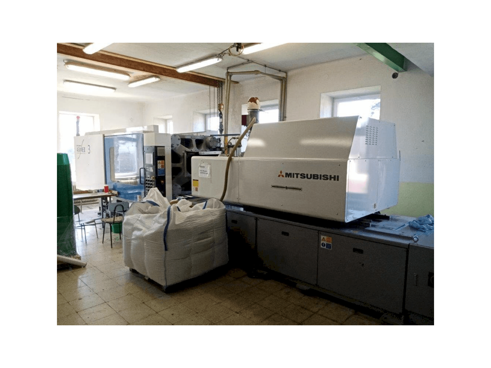 A Mitsubishi 450 ME II-70 gép elölnézete