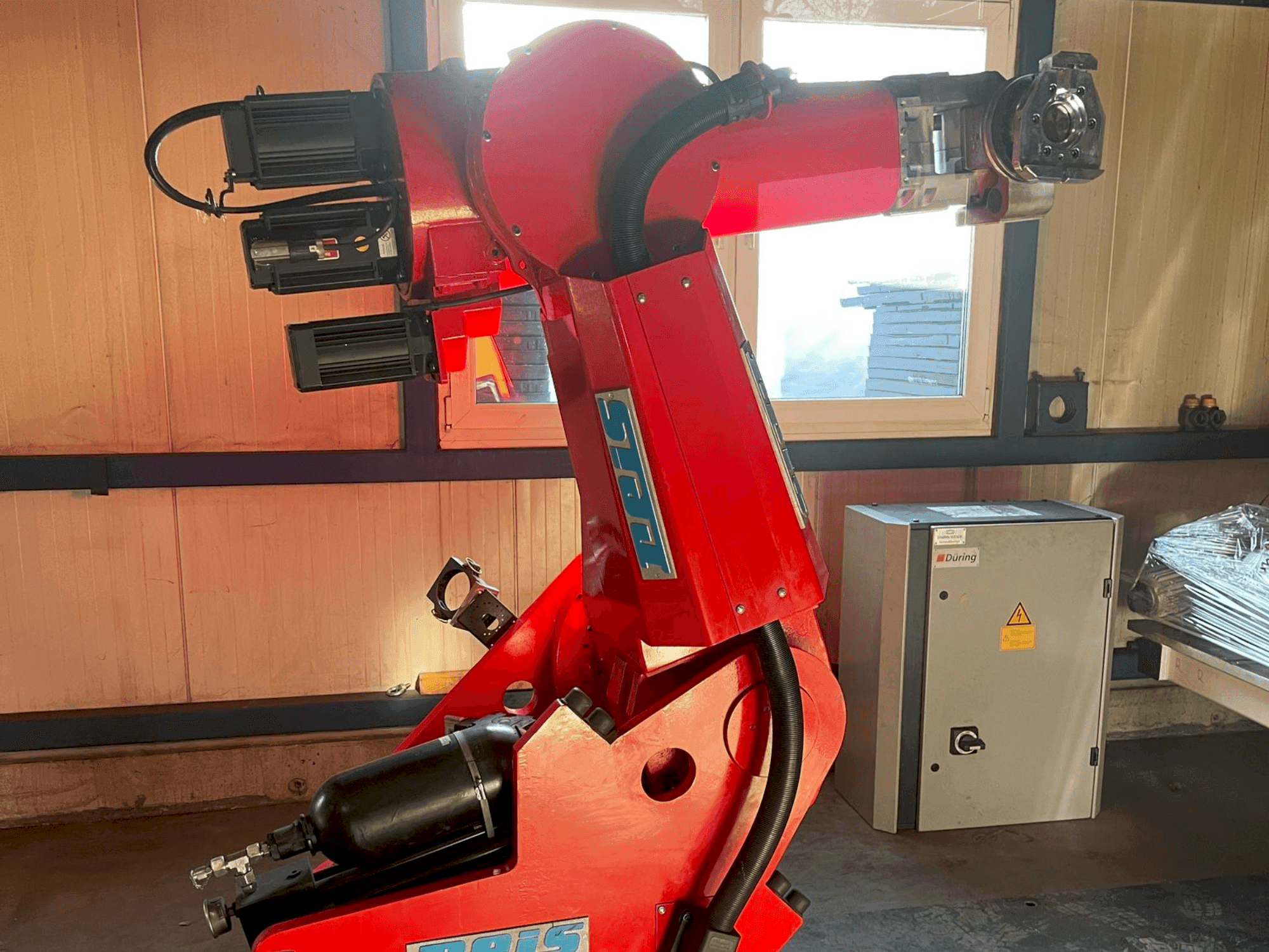 A Reis SRV 130 gép elölnézete