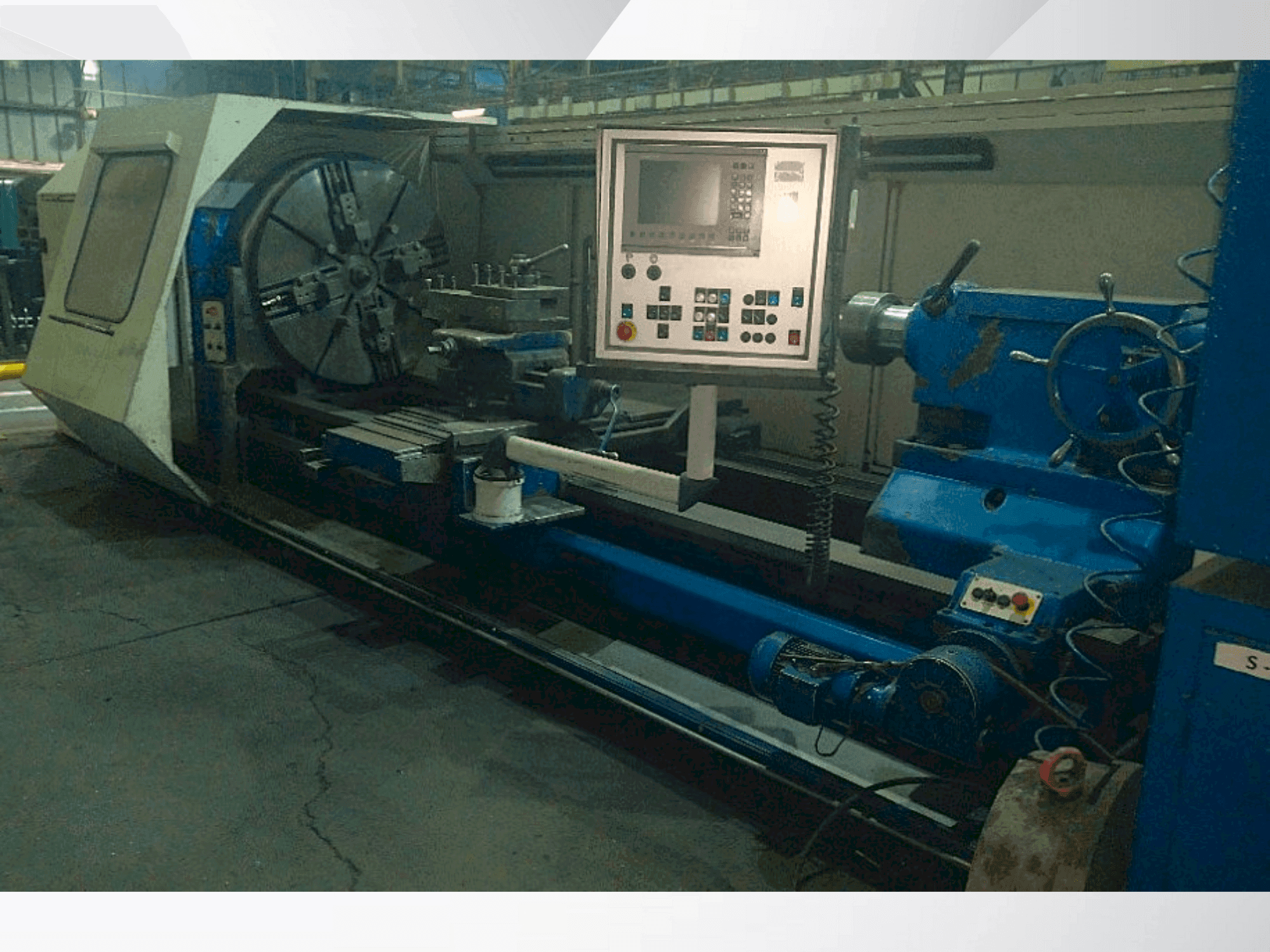 A SKODA SRM 125 CNC gép elölnézete