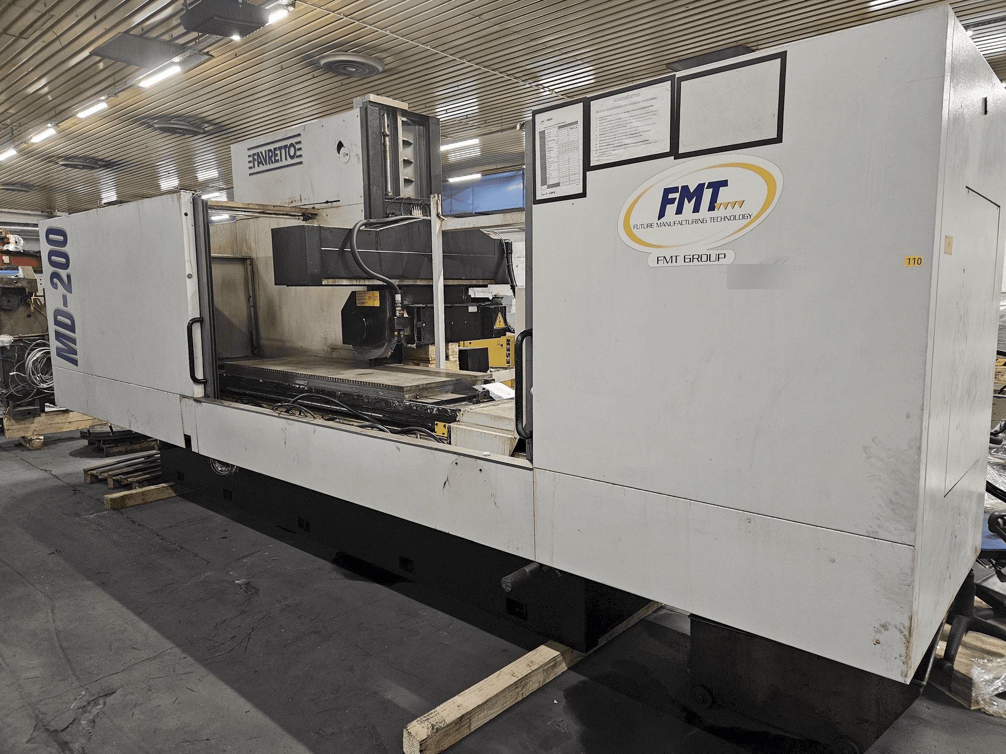 A FAVRETTO MD 200 gép elölnézete