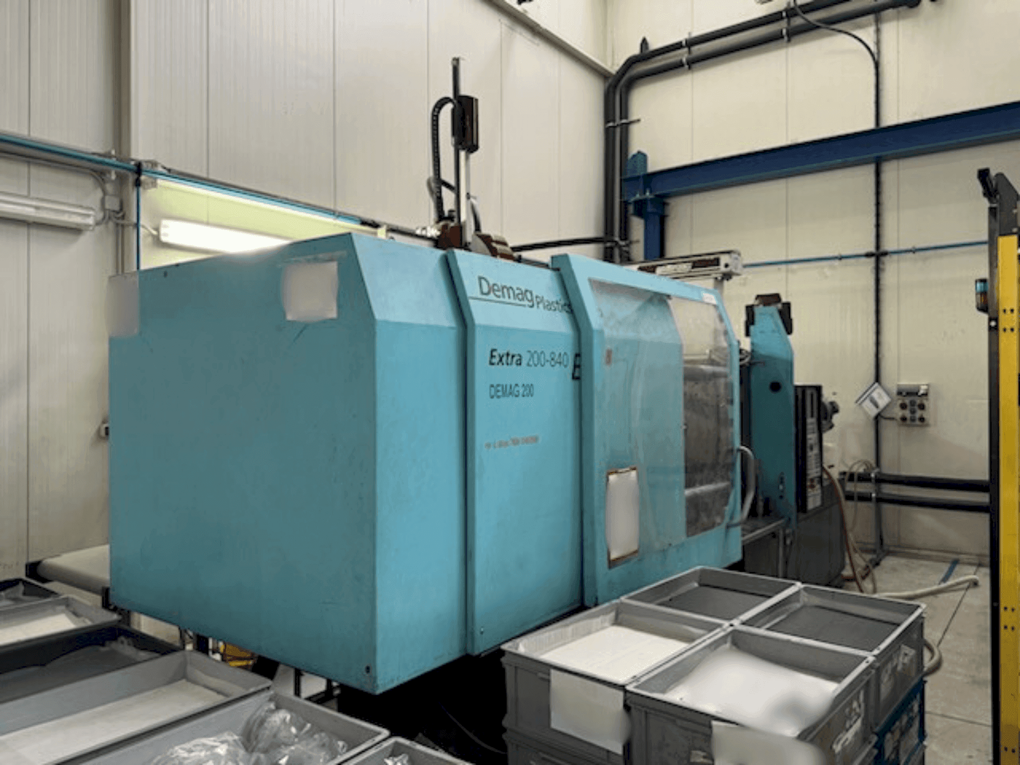 A DEMAG Extra 200-840 gép elölnézete