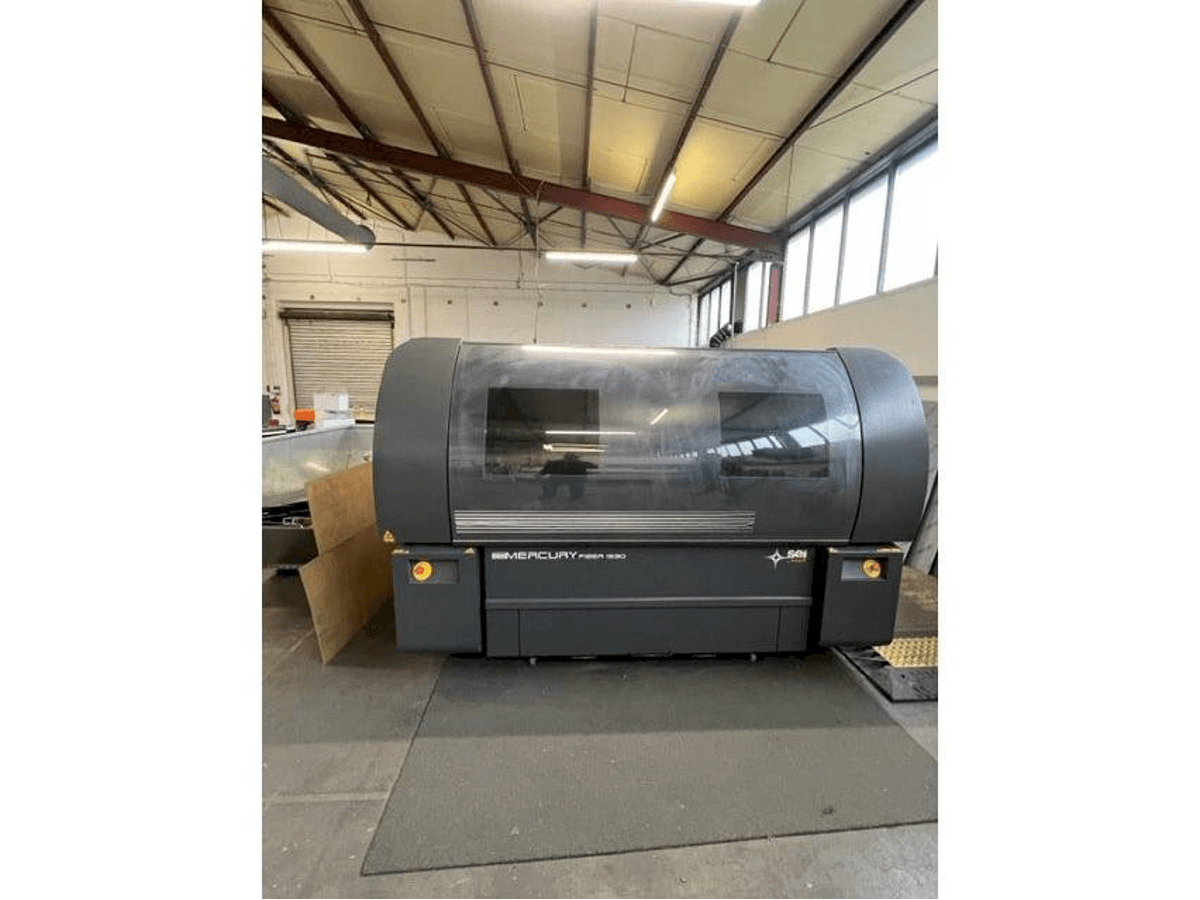 A SEI Laser Mercury 1560 gép elölnézete