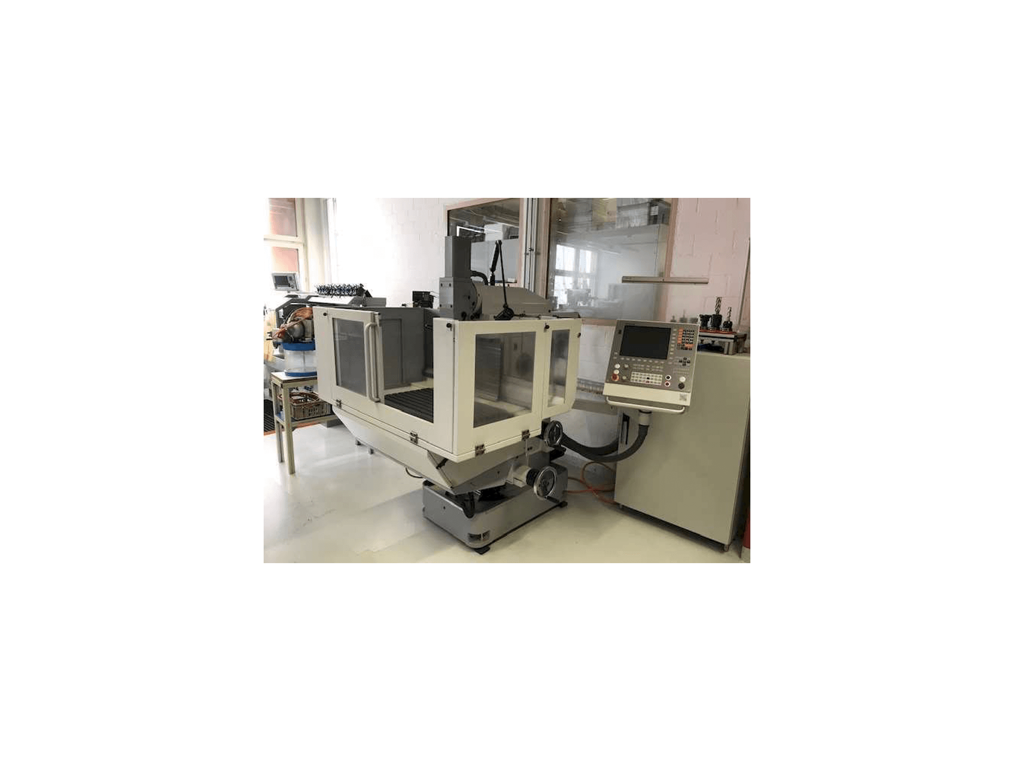 A FPS 500 M-NC gép elölnézete