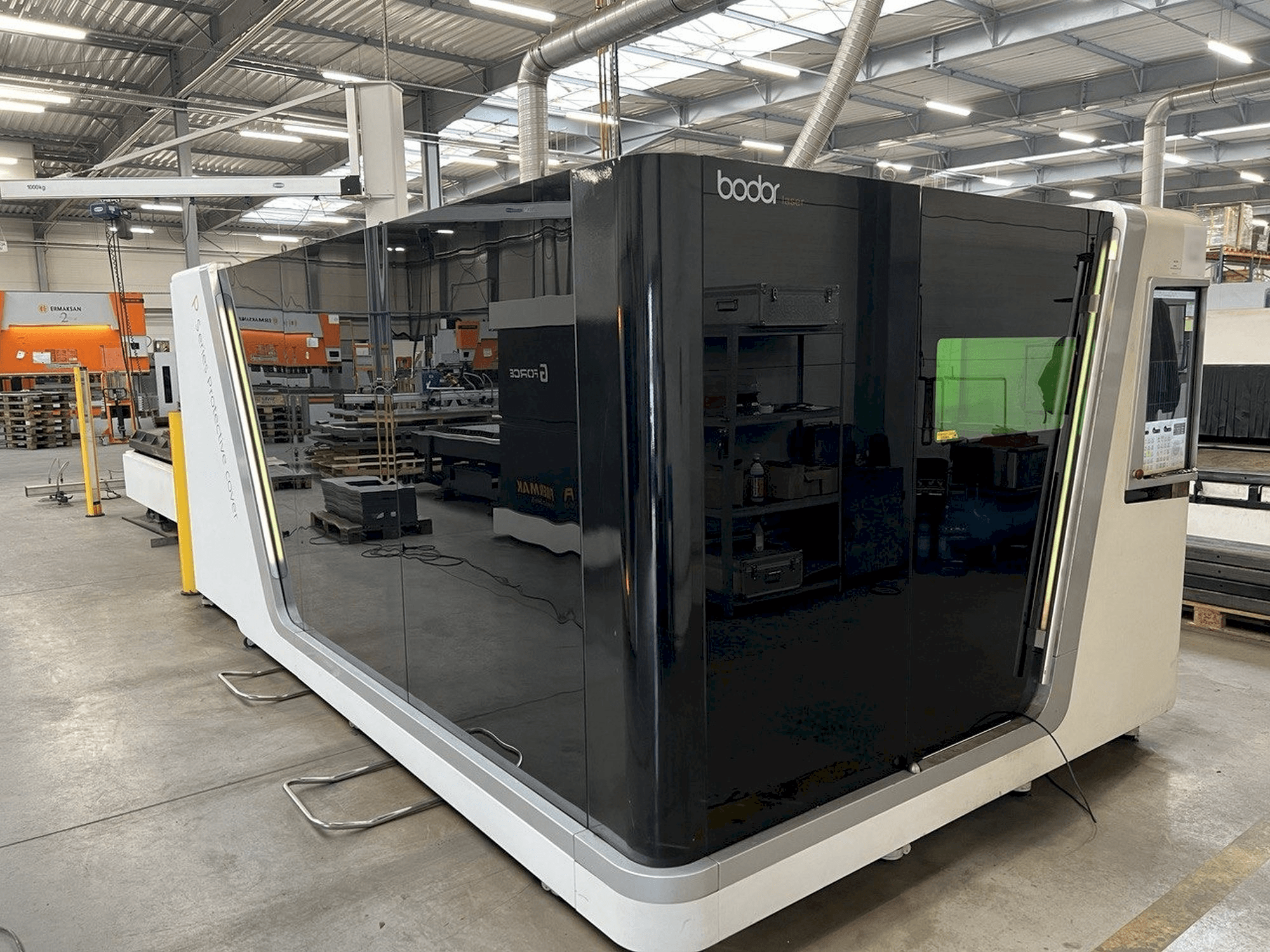 A Bodor P3015 gép elölnézete