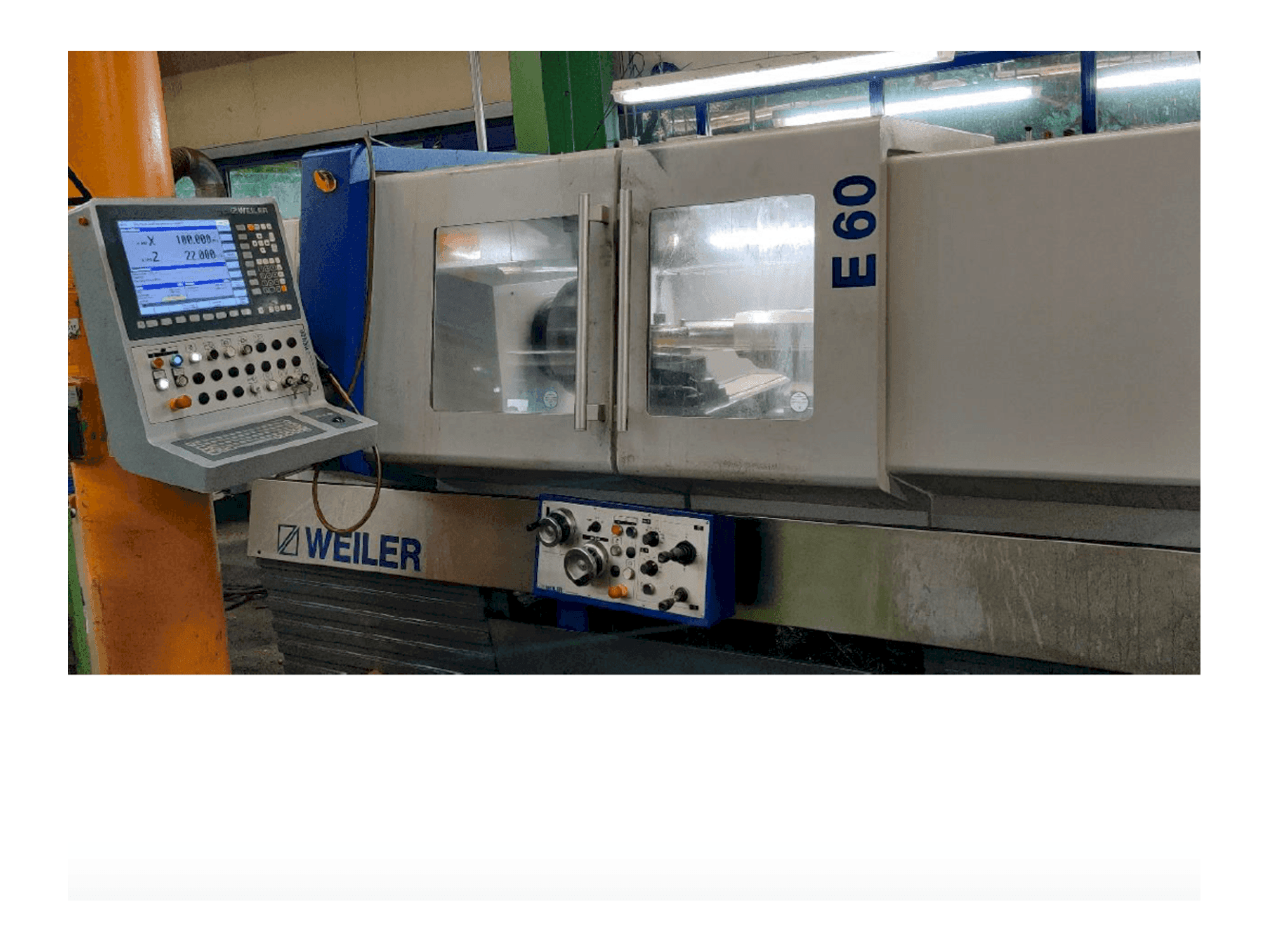 A Weiler E60 gép elölnézete