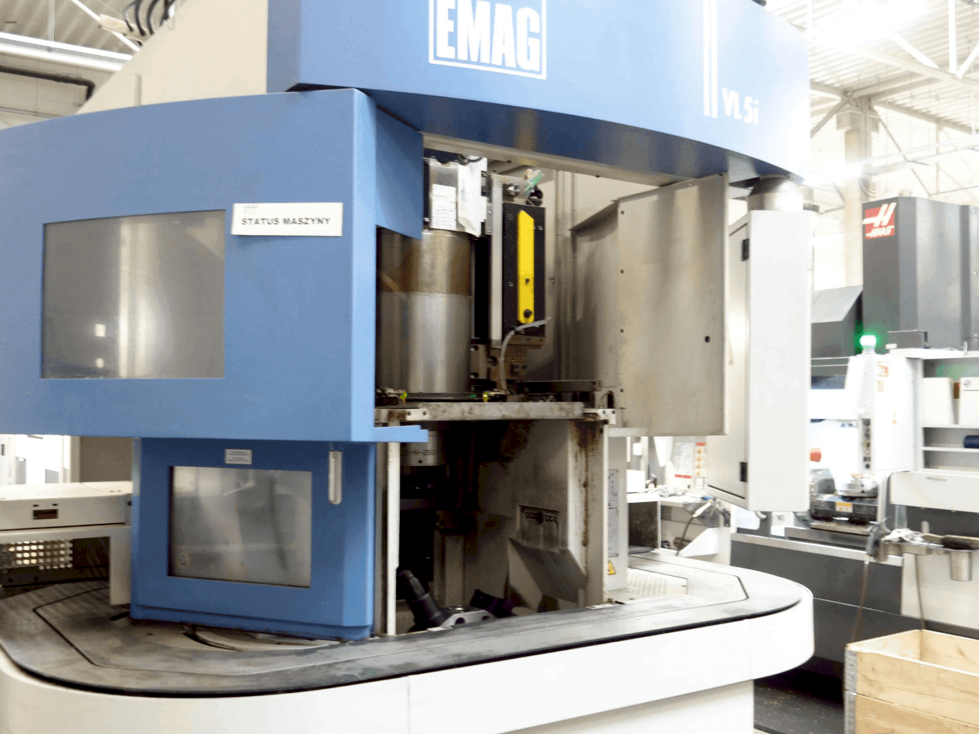 A EMAG VSC 250 gép elölnézete