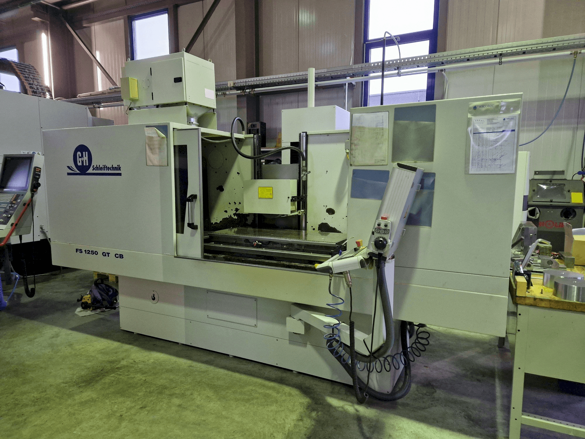 A GEIBEL & HOTZ FS 1250 GT CB gép elölnézete