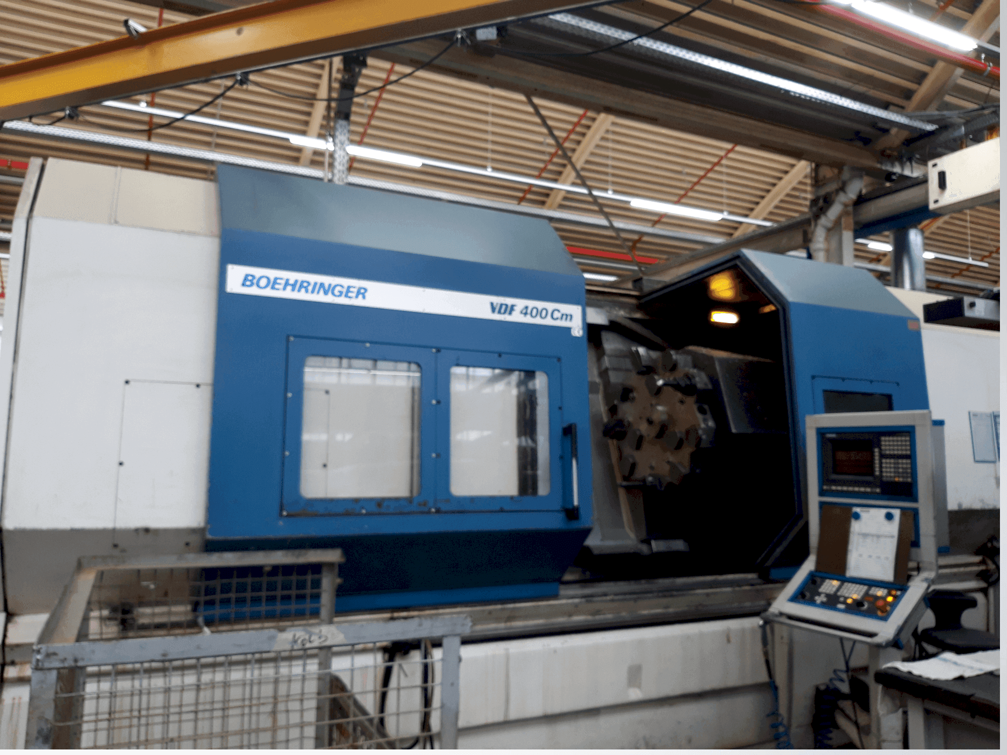 A BOEHRINGER VDF 400 CM gép elölnézete