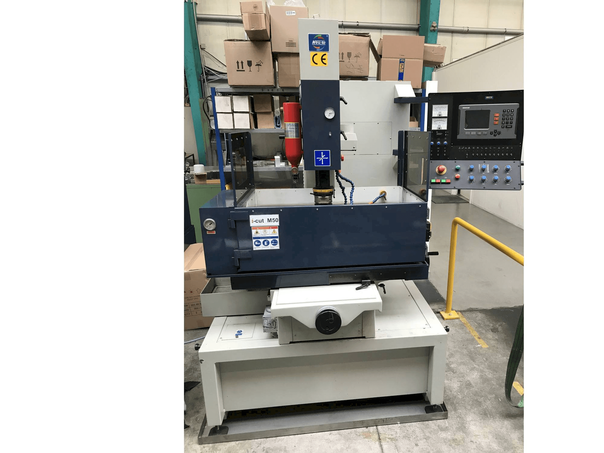 A i-cut M50 gép elölnézete