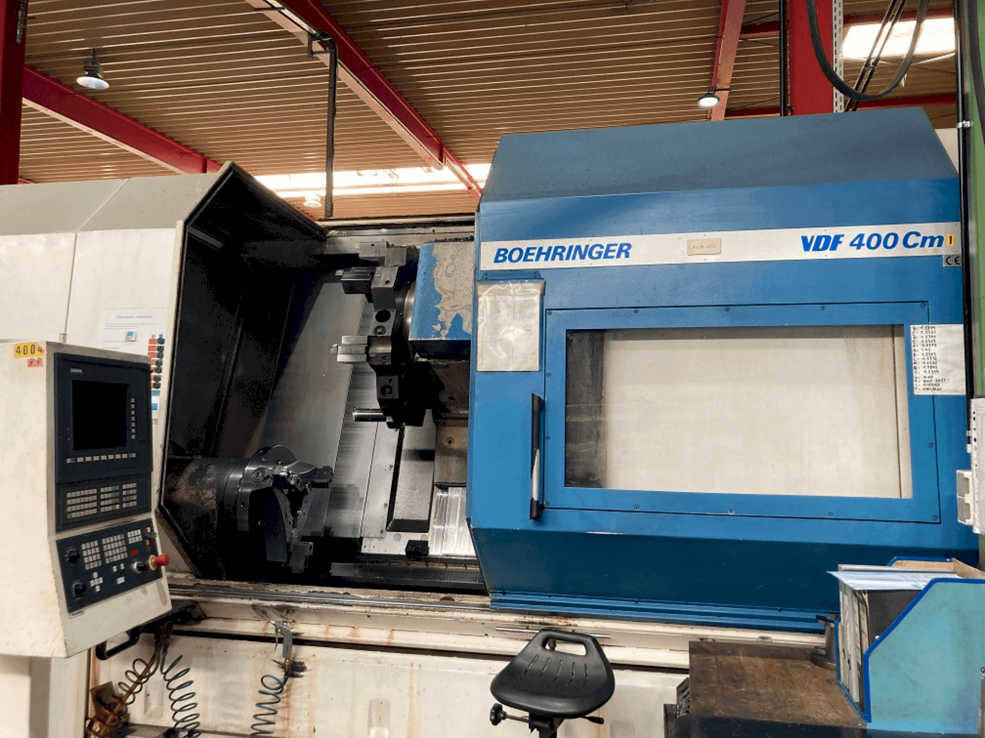 A BOEHRINGER C400 gép elölnézete