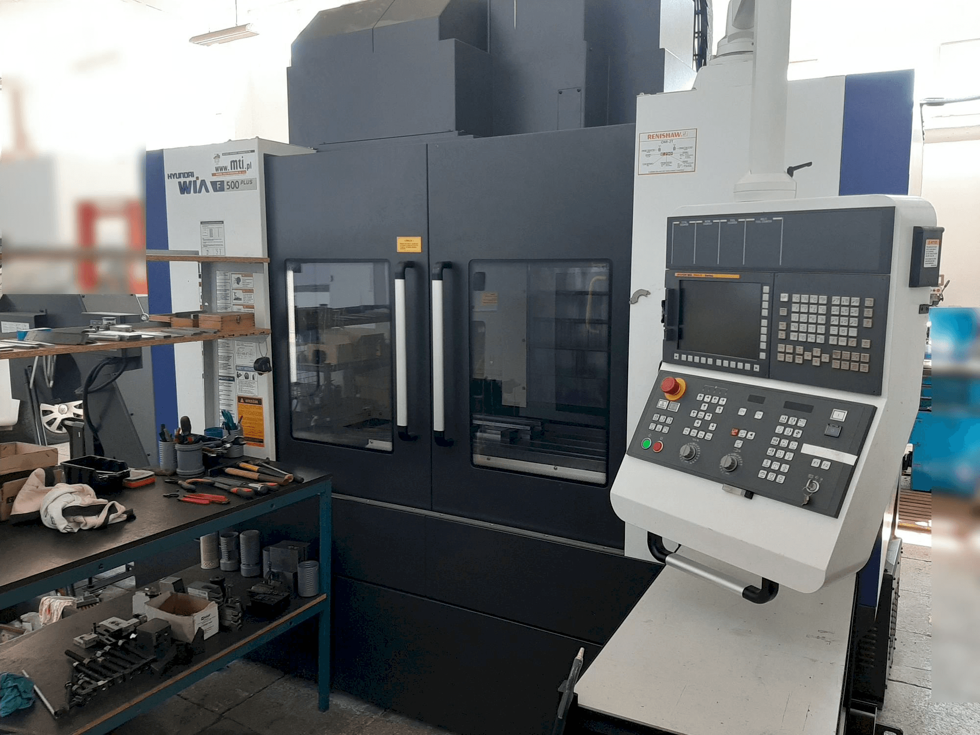 A Hyundai Wia F500 PLUS gép elölnézete