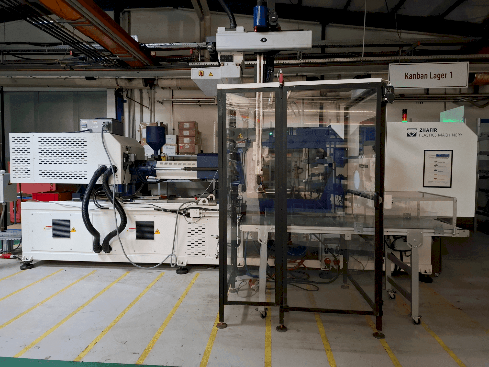 A HAITIAN ZHAFIR ZERES ZE1900 gép oldalnézete