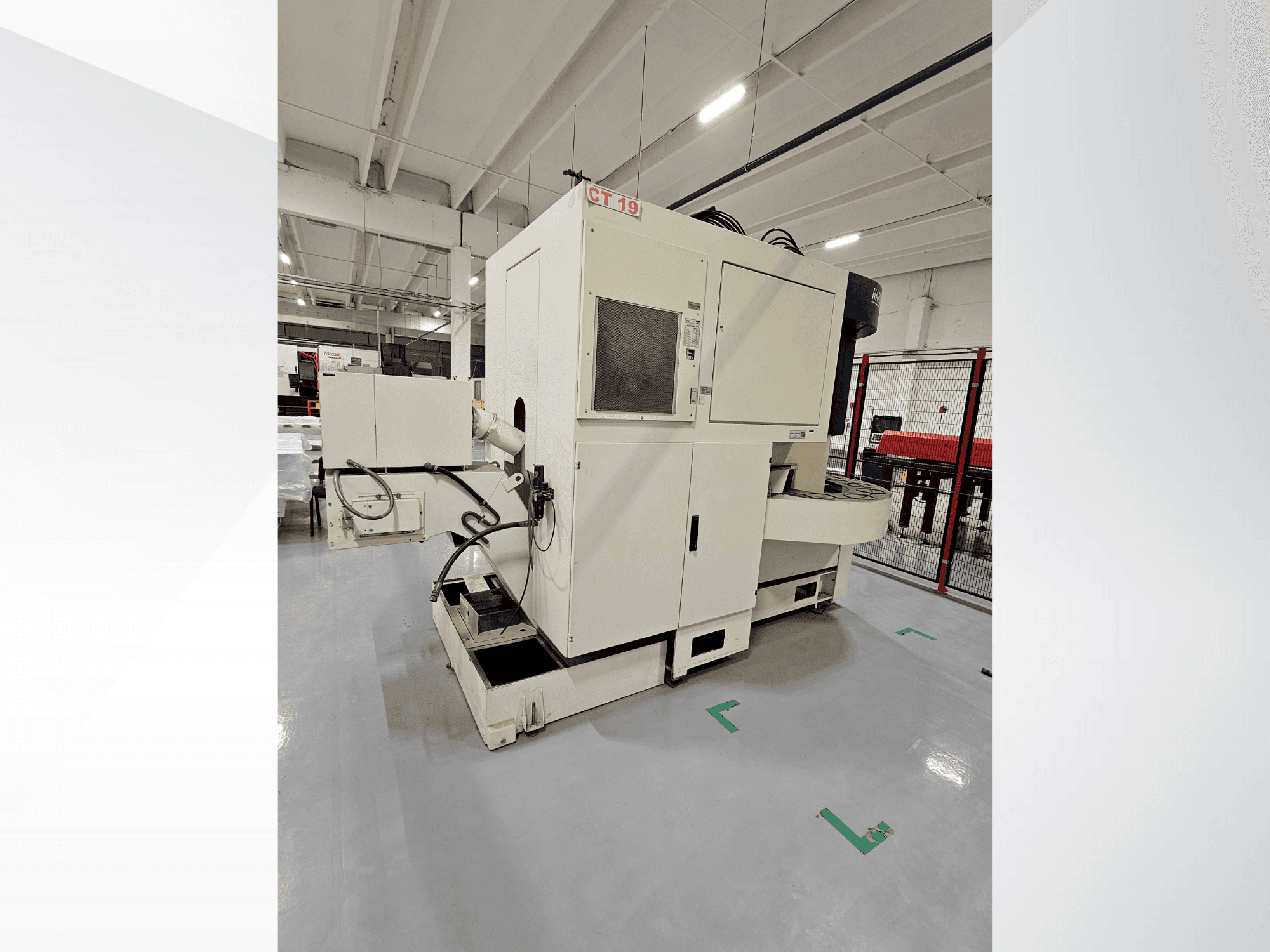 A HARDINGE EMAG VL 5 gép elölnézete