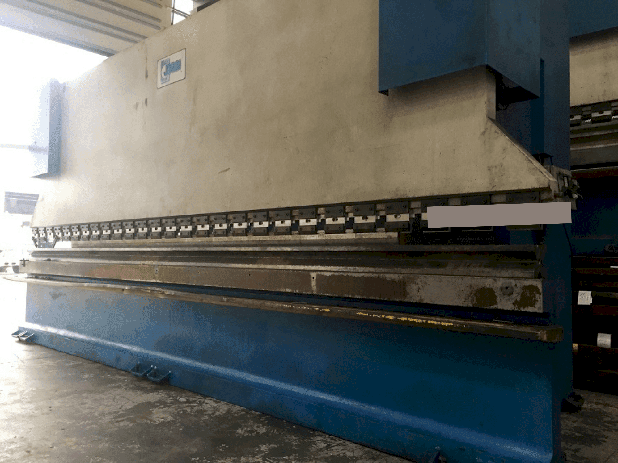 A JORDI PH6100 - 180 (2003) gép oldalnézete