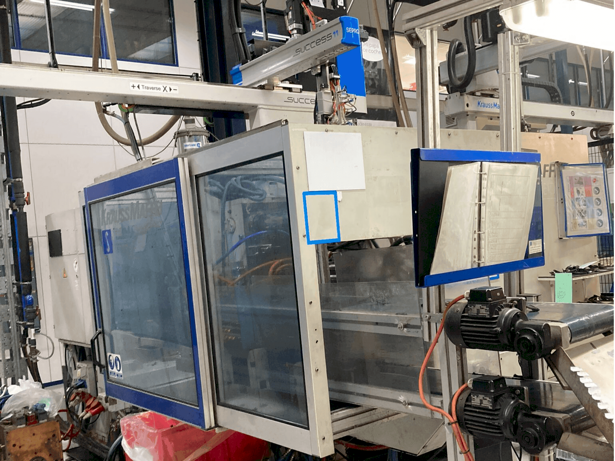 A Krauss Maffei 150-700 C2 gép elölnézete